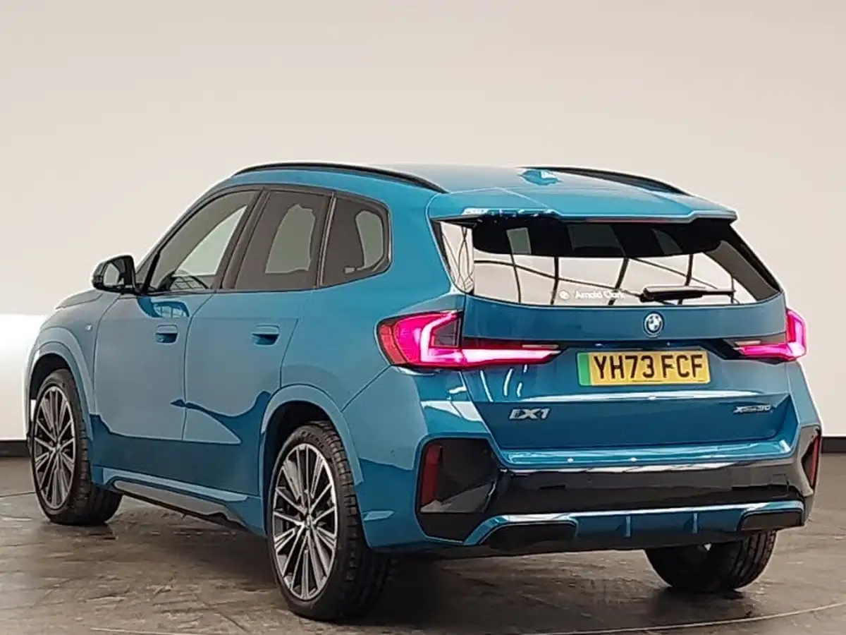 2023-bmw-ix1-e-xdrive30-m-sport-pro-packtech-plus-pack-big-1