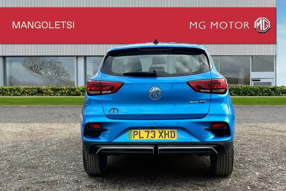 2024-mg-zs-suv-e-se-ev-176ps-big-3