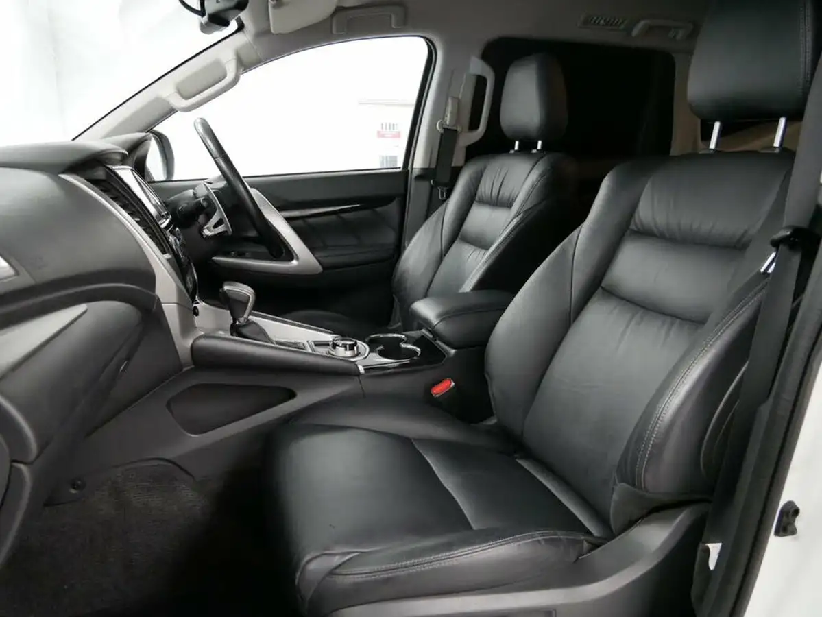 2019-mitsubishi-shogun-sport-24di-d-sport-big-3