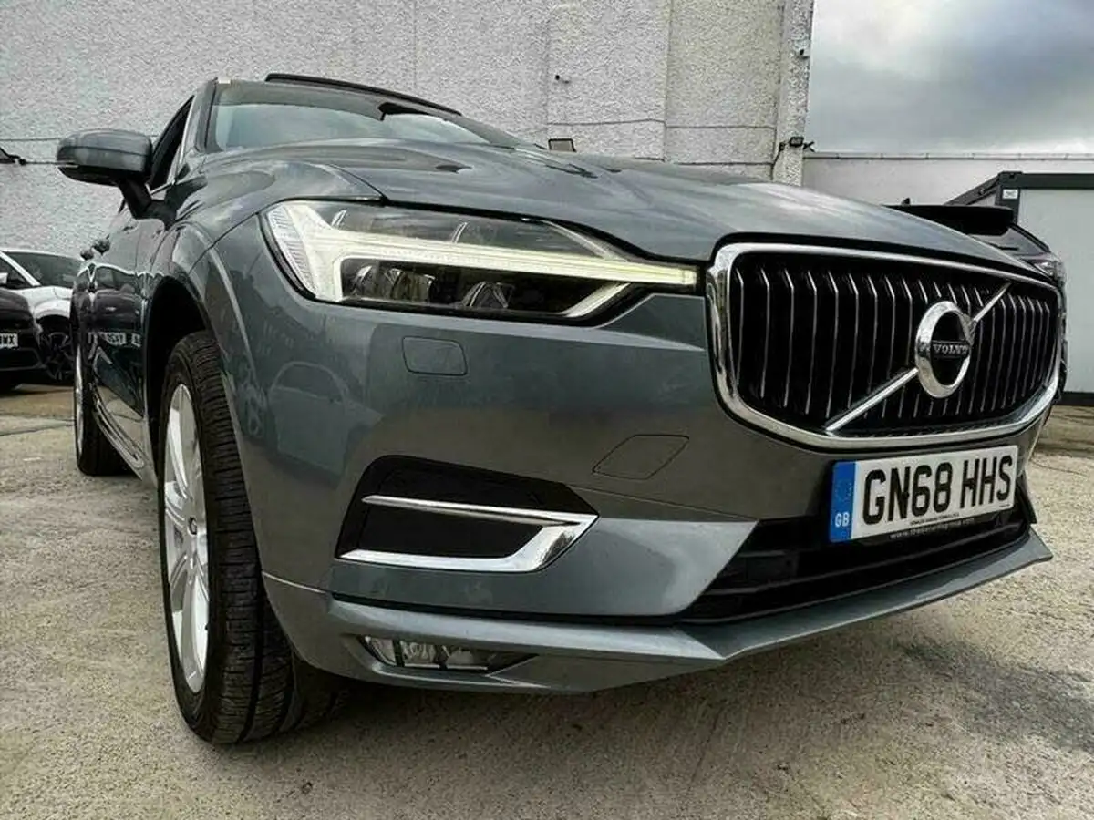 2018-volvo-xc60-20td-d4-inscription-pro-4x4-geartronic-big-14