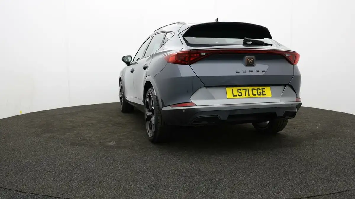 2021-cupra-formentor-14-e-hybrid-v2-big-23
