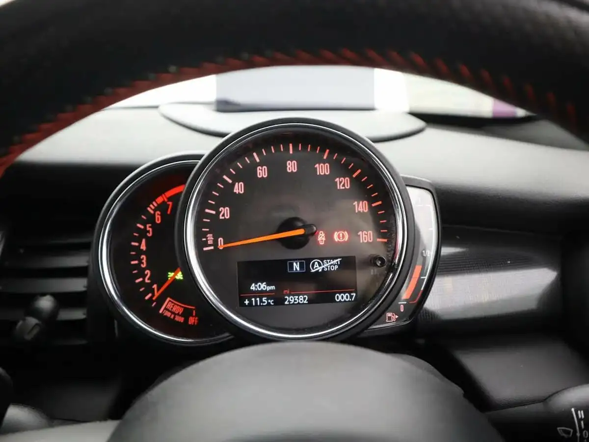 2018-mini-cooper-20-cooper-s-series-ii-chiliss-hatchback-5d-sport-auto-big-10