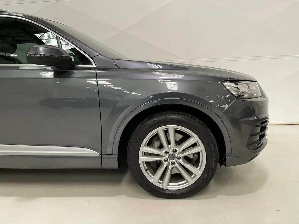 2017-audi-q7-30tdi-quattro-s-line-272ps-big-44