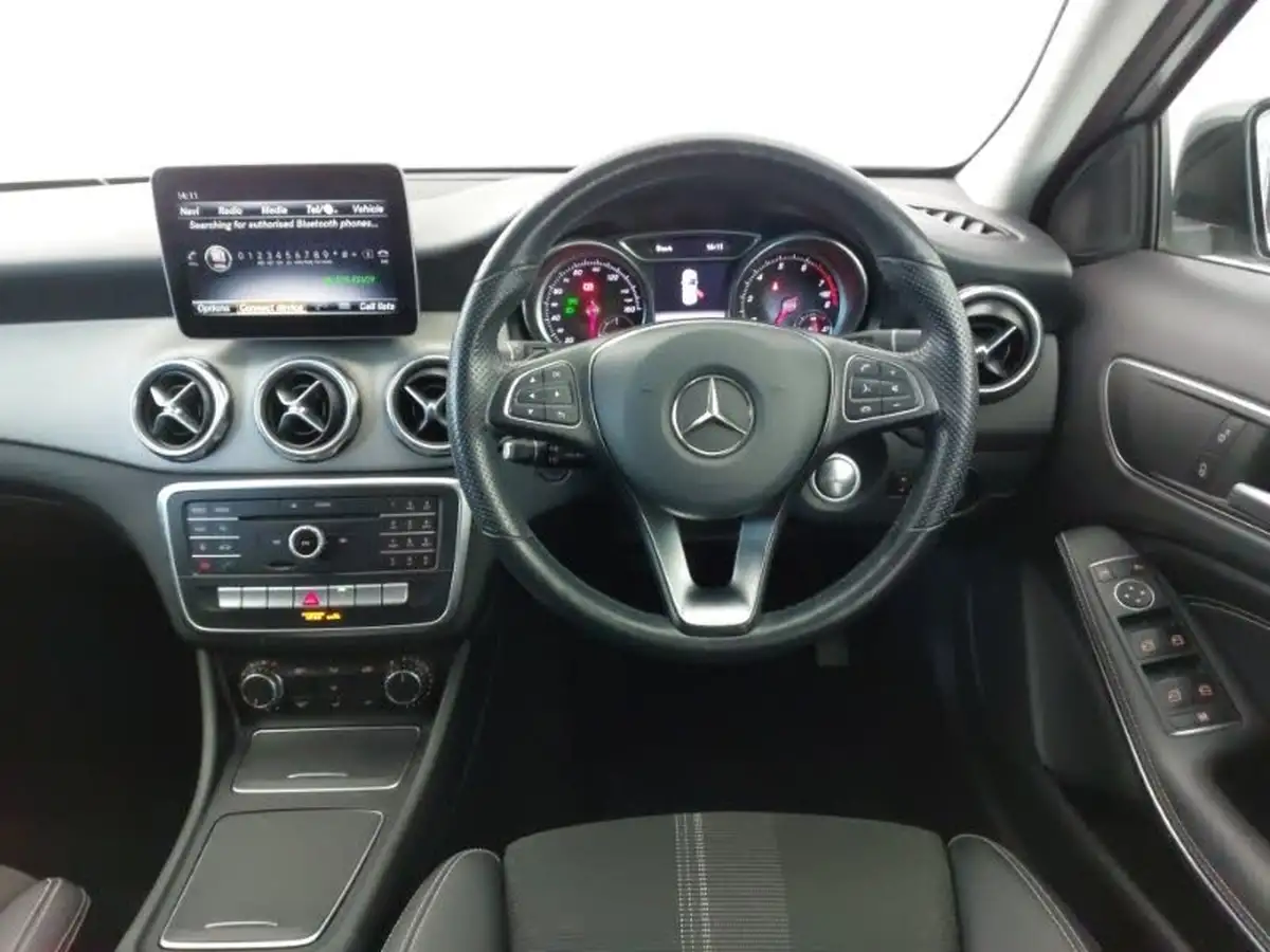 2019-mercedes-benz-gla-class-16-gla-180-urban-edition-ss-7g-dct-big-6