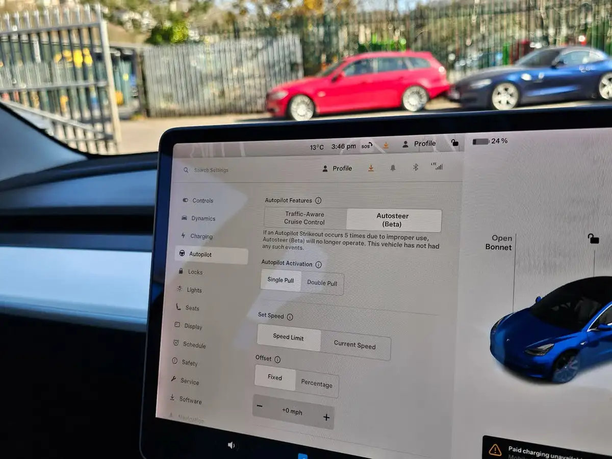 2020-tesla-model-3-e-performance-big-20