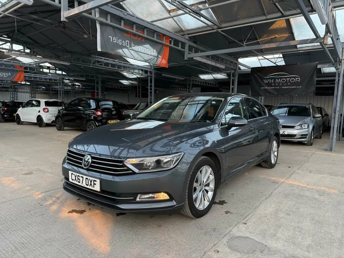 2017-volkswagen-passat-20tdi-se-business-ss-saloon-4d-big-13
