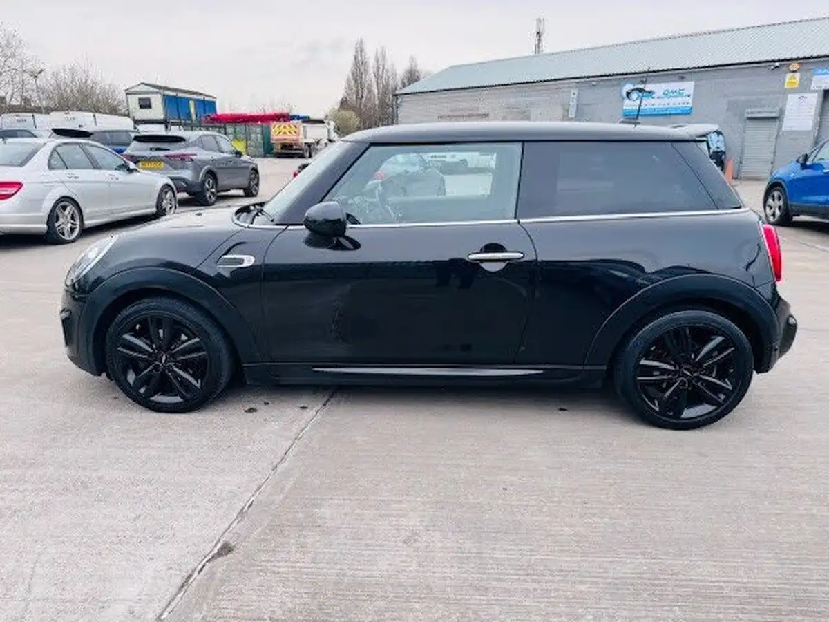 2018-mini-cooper-15-cooper-sport-ss-hatchback-3d-big-5