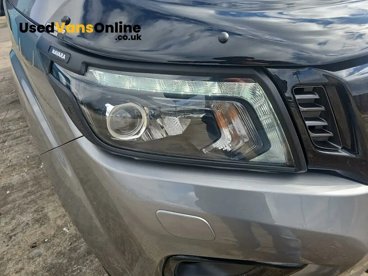 2021-nissan-navara-23dci-tt-n-guard-8-navileathersunroof-auto-big-28