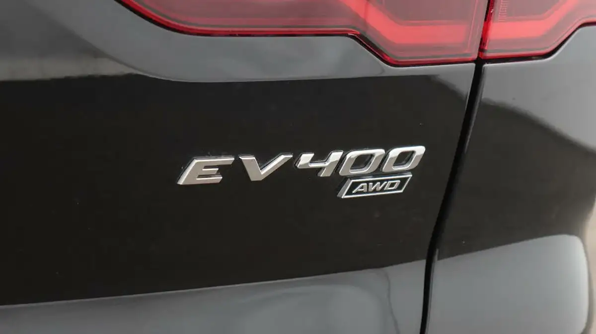 2019-jaguar-i-pace-ev400-hse-big-23