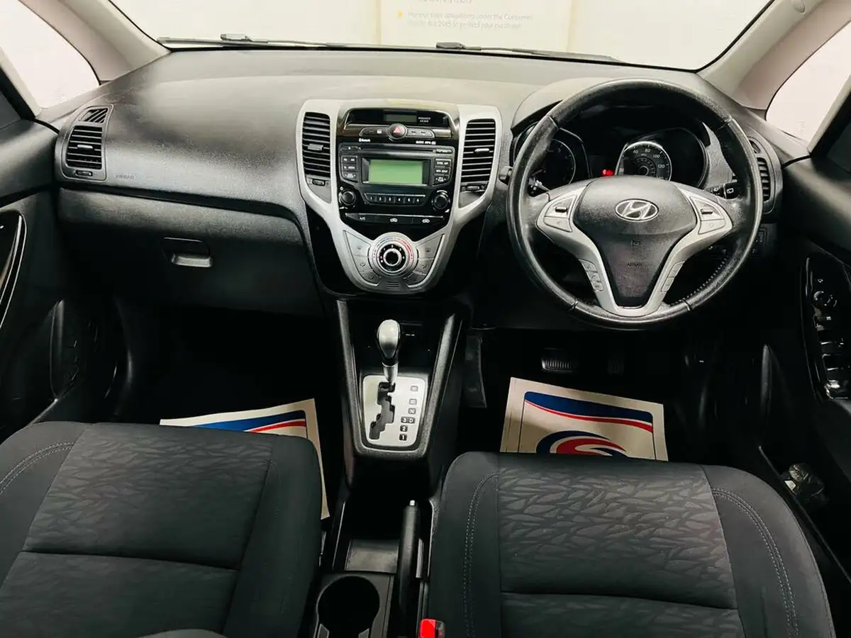 2011-hyundai-ix20-16-style-big-12