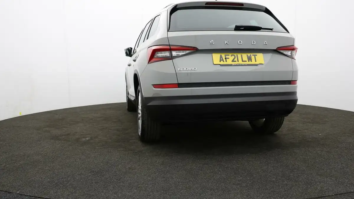2021-skoda-kodiaq-15-tsi-se-l-dsg-big-72