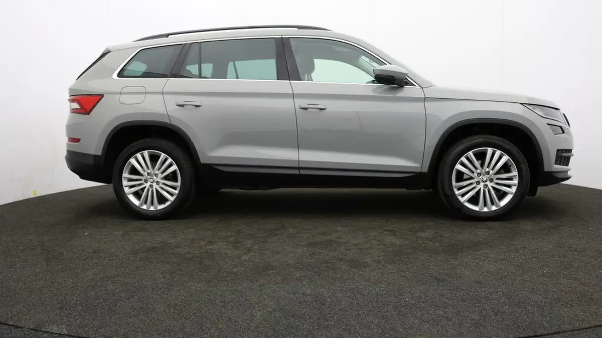 2021-skoda-kodiaq-15-tsi-se-l-dsg-big-7
