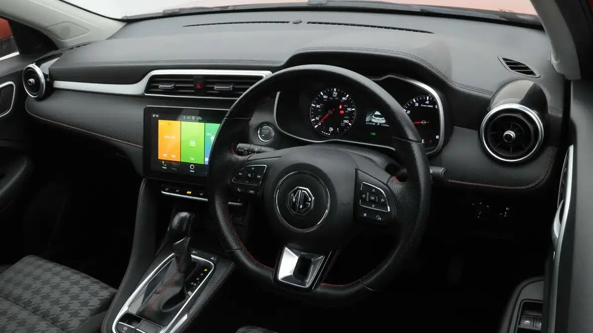 2022-mg-zs-suv-10t-gdi-excite-big-9