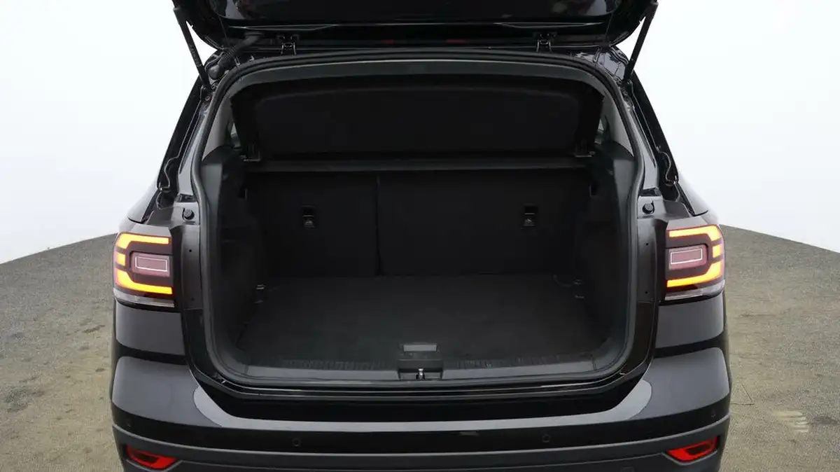 2023-volkswagen-t-cross-10-tsi-black-edition-110ps-dsg-big-16