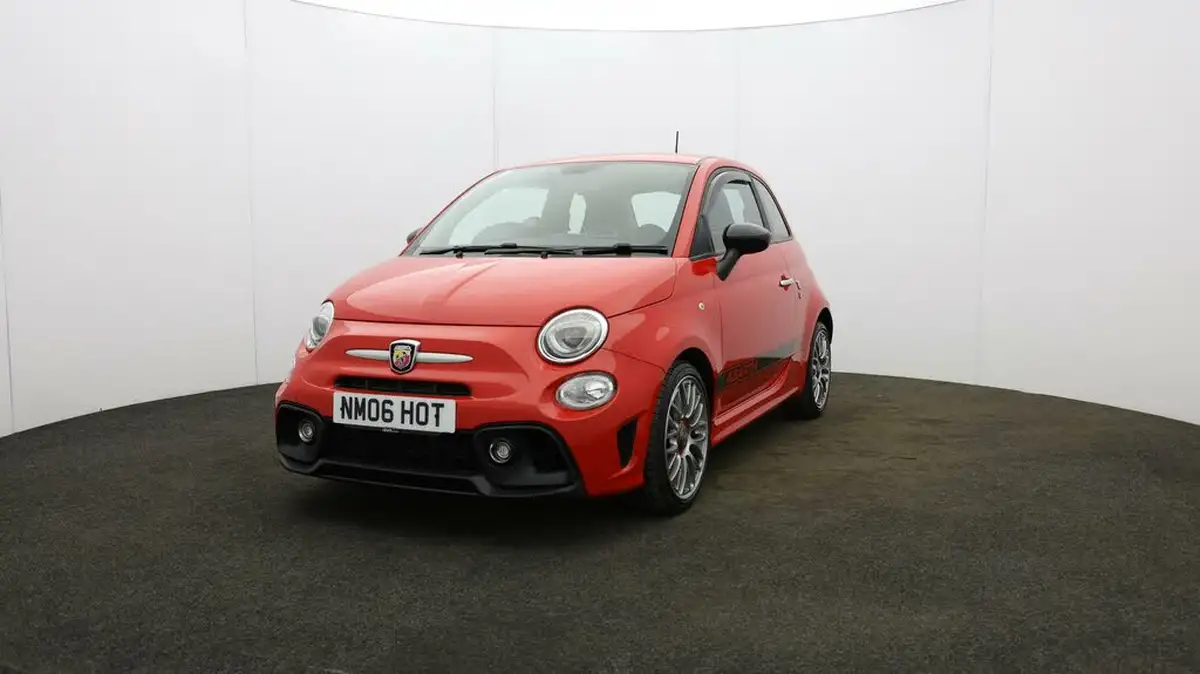 2018-abarth-595-14-tjet-big-29