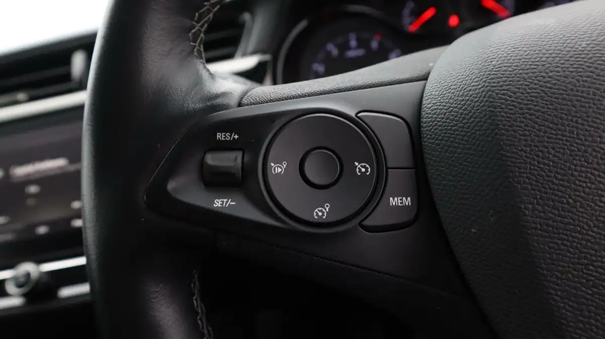 2022-vauxhall-corsa-12i-se-edition-big-23
