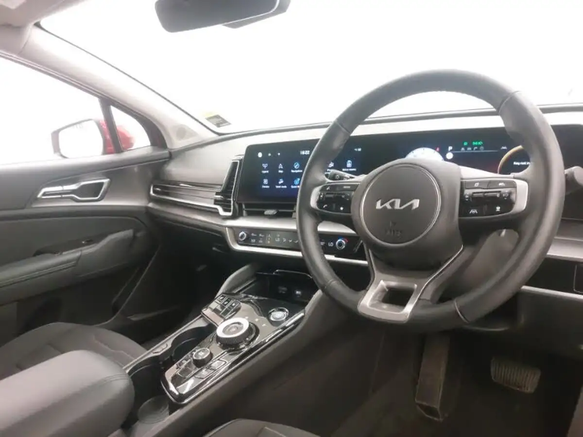 2024-kia-sportage-16-t-gdi-3-207bhp-hev-auto-big-18
