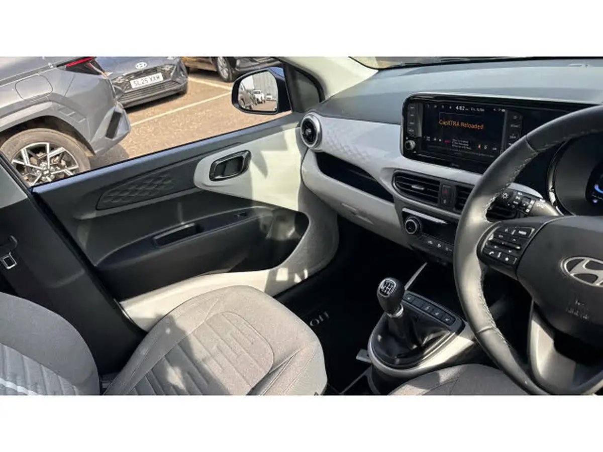 2025-hyundai-i10-10-premium-63ps-big-13