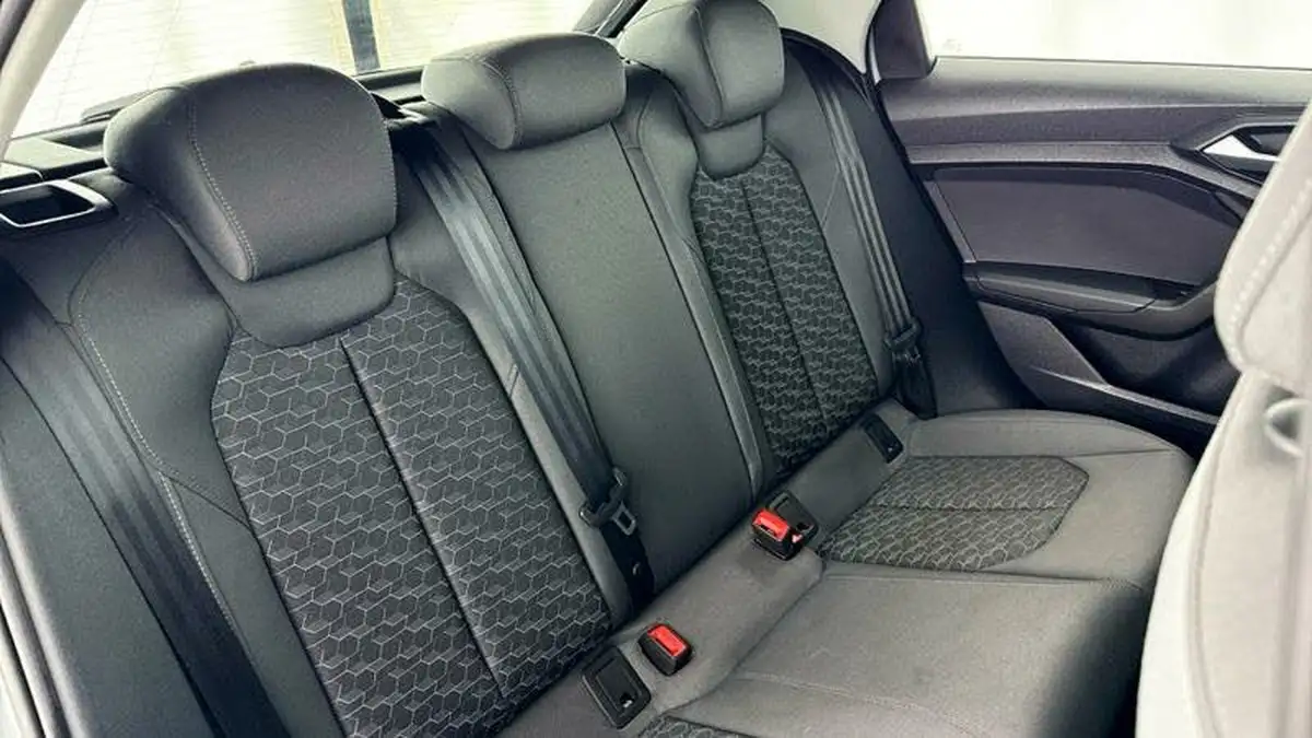 2022-audi-a1-10-30-tfsi-sport-big-15