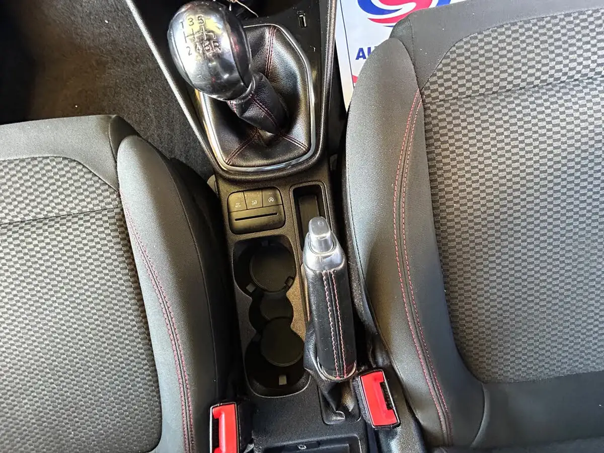 2019-ford-fiesta-10t-st-line-100ps-5d-big-28