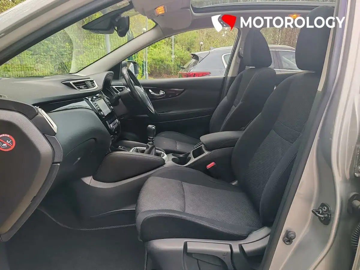 2016-nissan-qashqai-15dci-n-connecta-big-17