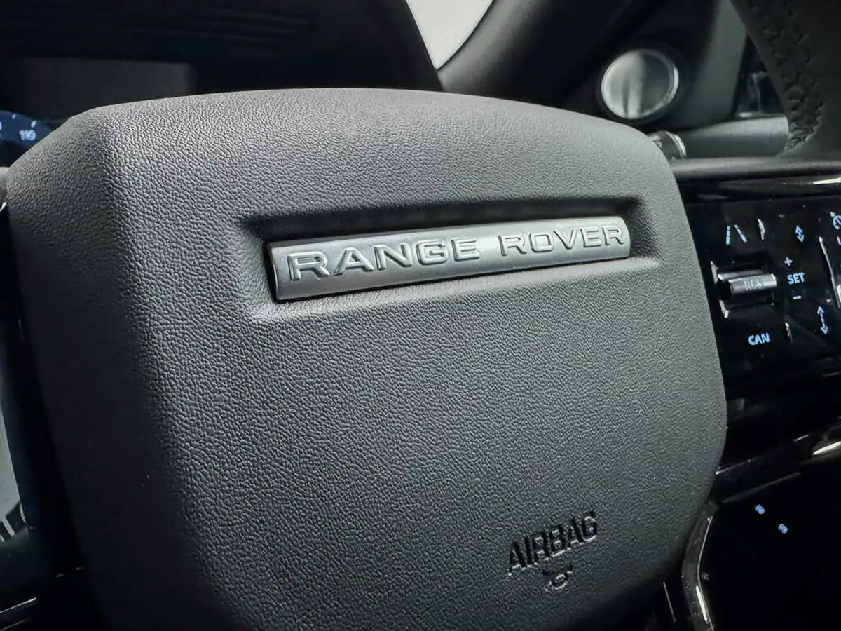 2024-land-rover-range-rover-evoque-15-p300e-dynamic-se-big-27