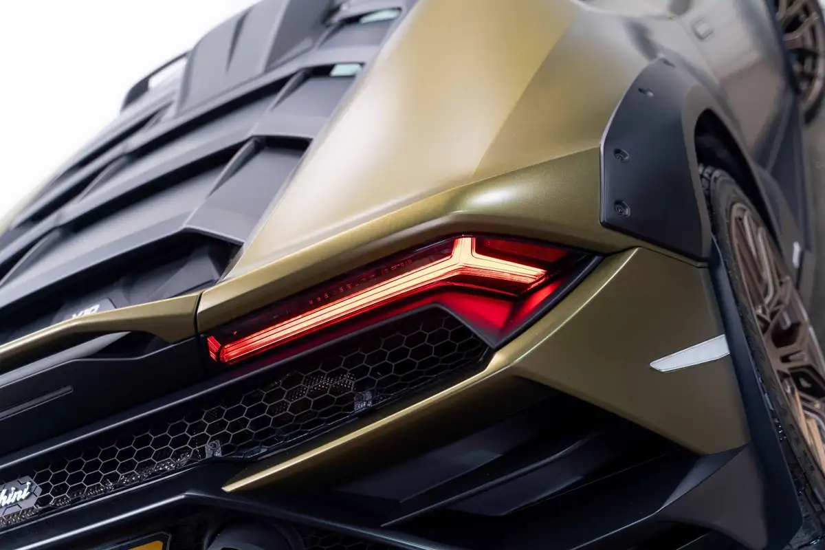 2024-lamborghini-huracan-big-5