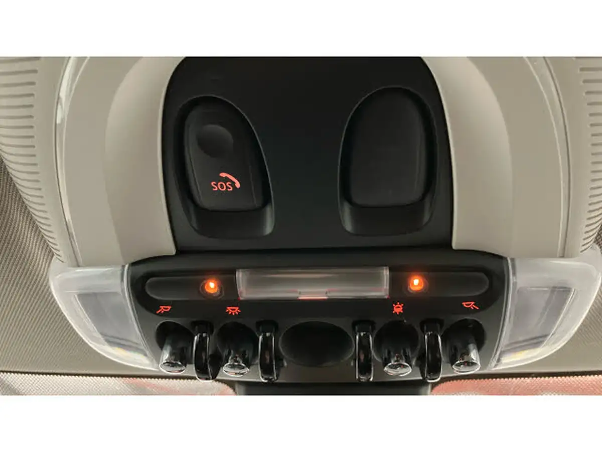 2020-mini-clubman-15-cooper-classic-big-45