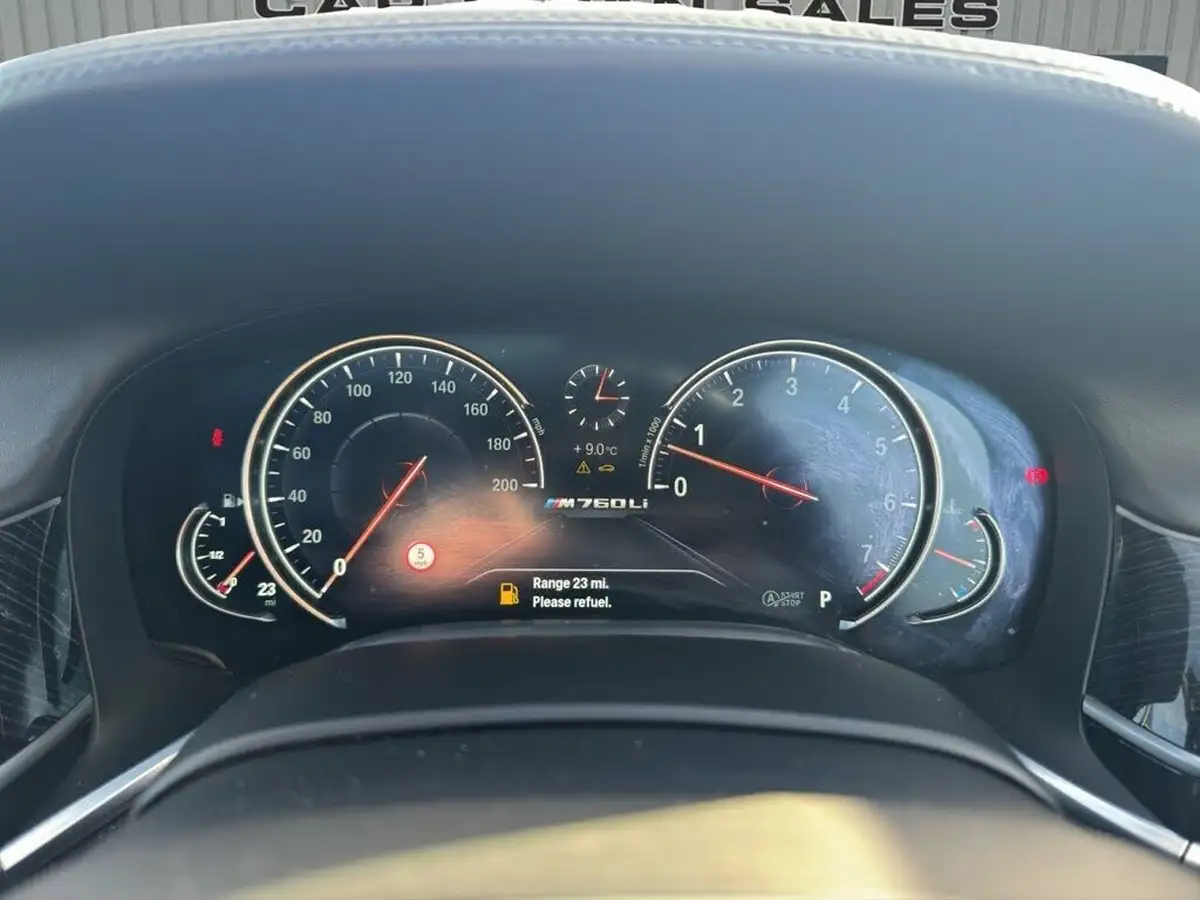 2018-bmw-7-series-66-m760li-big-18