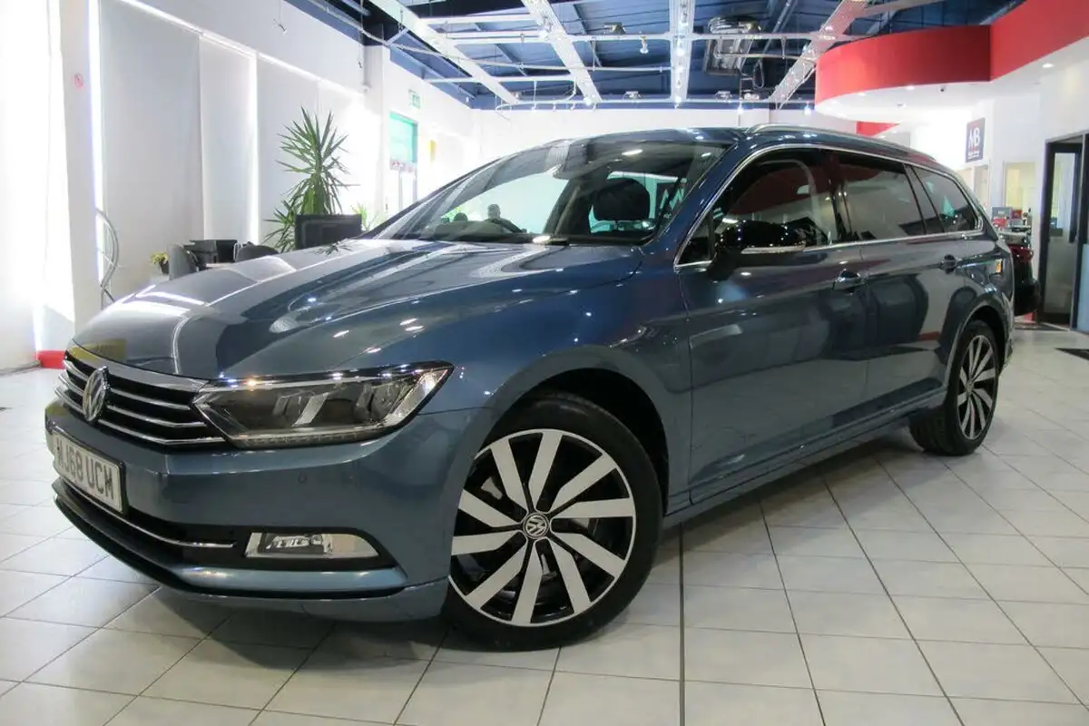 2018-volkswagen-passat-15-tsi-se-business-estate-5d-dsg-big-0