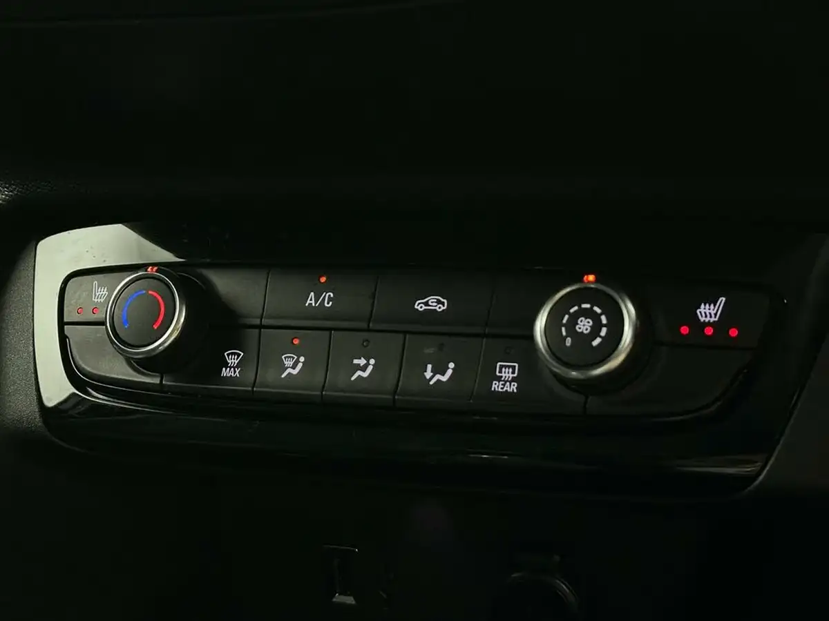 2021-vauxhall-corsa-12i-elite-edition-big-18