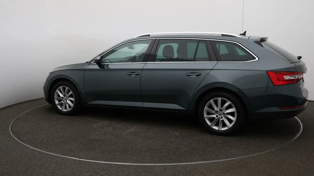 2021-skoda-superb-14-tsi-se-technology-156ps-estate-big-39
