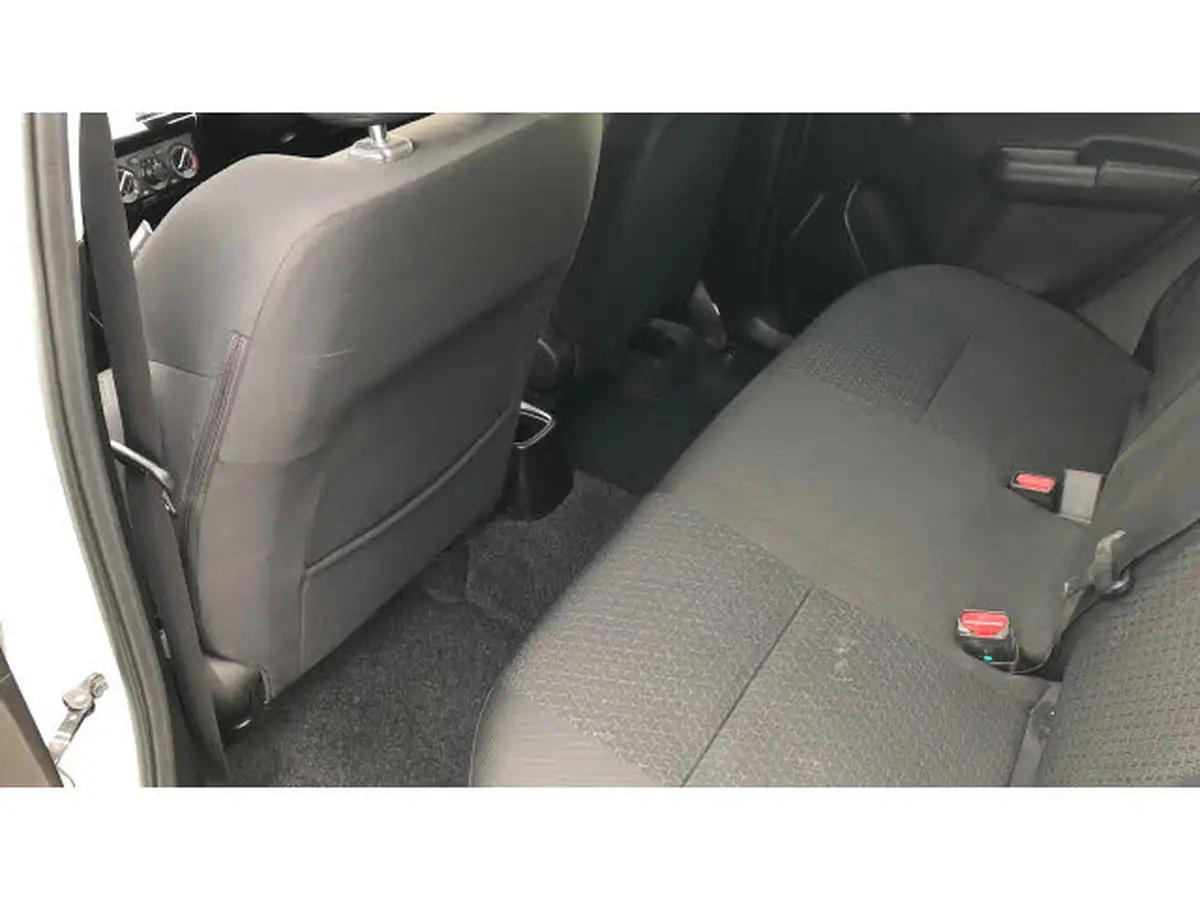2024-suzuki-swift-12-dualjet-sz-l-big-15