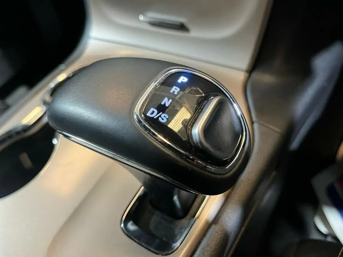 2015-jeep-grand-cherokee-30crd-limited-plus-big-21
