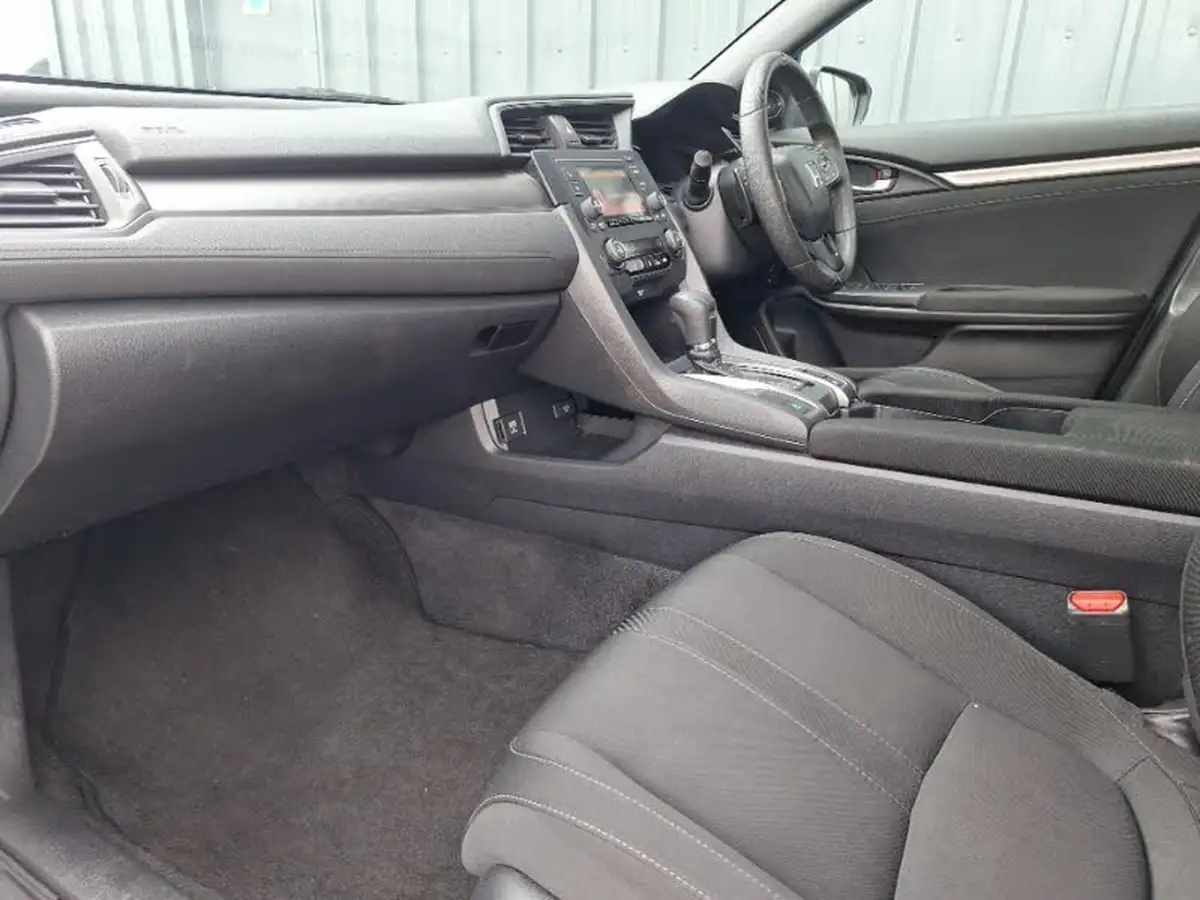 2018-honda-civic-10-vtec-turbo-se-129ps-hatchback-5d-cvt-big-4