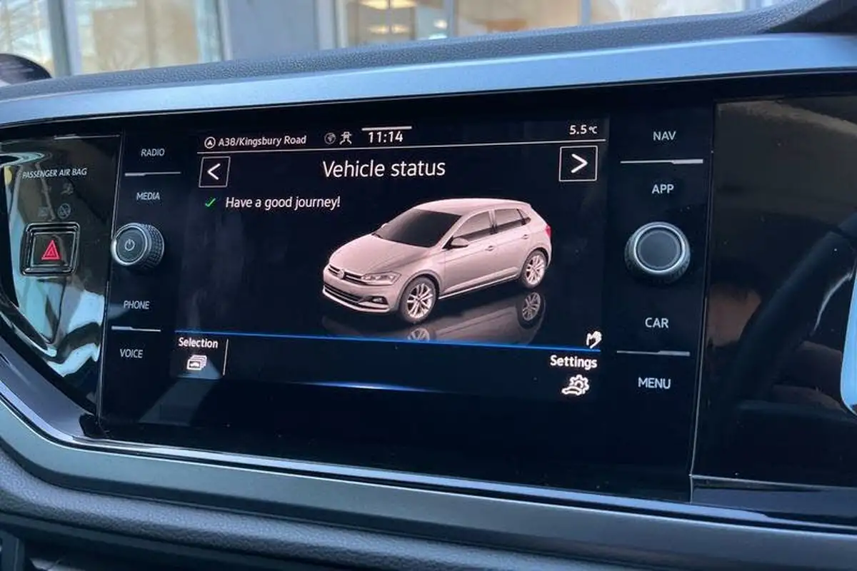 2021-volkswagen-polo-10-active-big-28