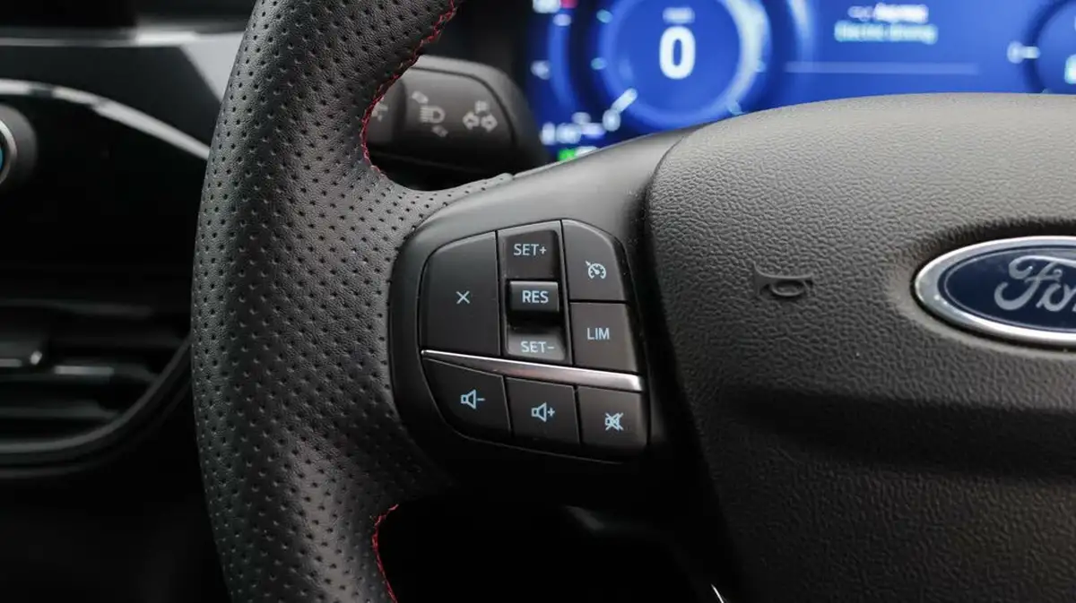 2023-ford-kuga-25t-st-line-edition-190ps-fhev-big-23