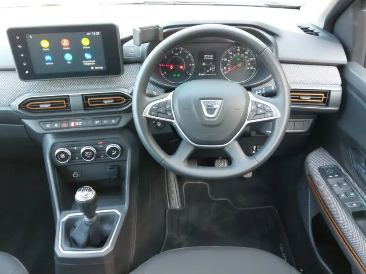 2022-dacia-sandero-stepway-10-tce-prestige-90bhp-big-6