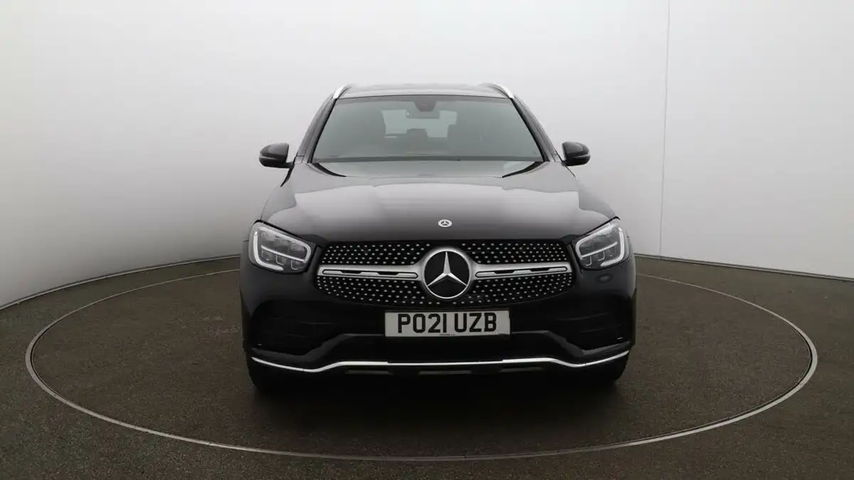 2021-mercedes-benz-glc-class-20d-glc220d-amg-line-station-wagon-5d-1950cc-4matic-plus-big-32