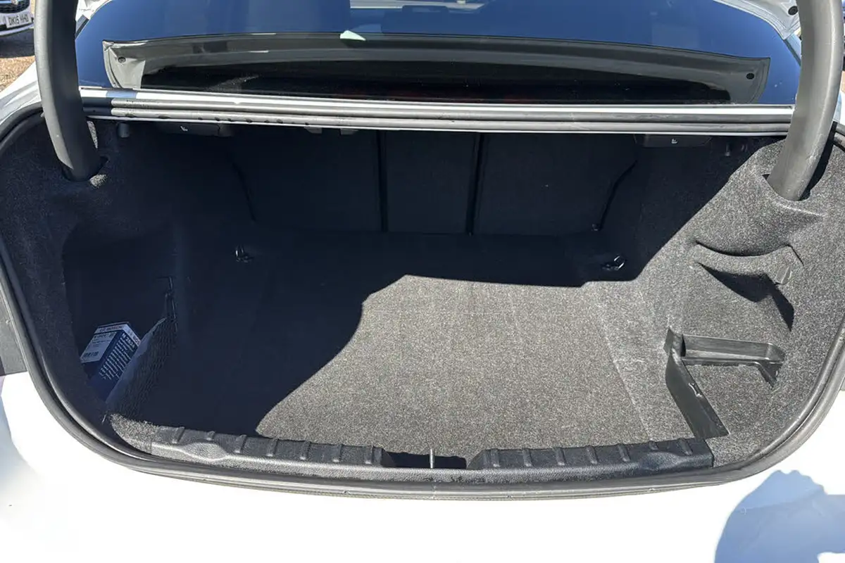 2018-bmw-3-series-20td-316d-se-saloon-4d-big-17