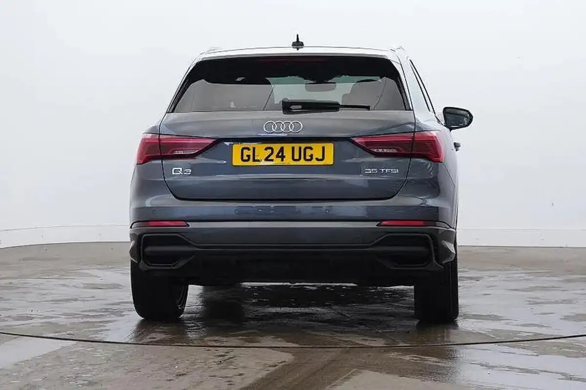 2024-audi-q3-15-35-tfsi-s-line-station-wagon-tronic-big-8