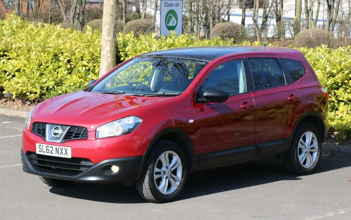 2012-nissan-qashqai2-16-acenta-big-1