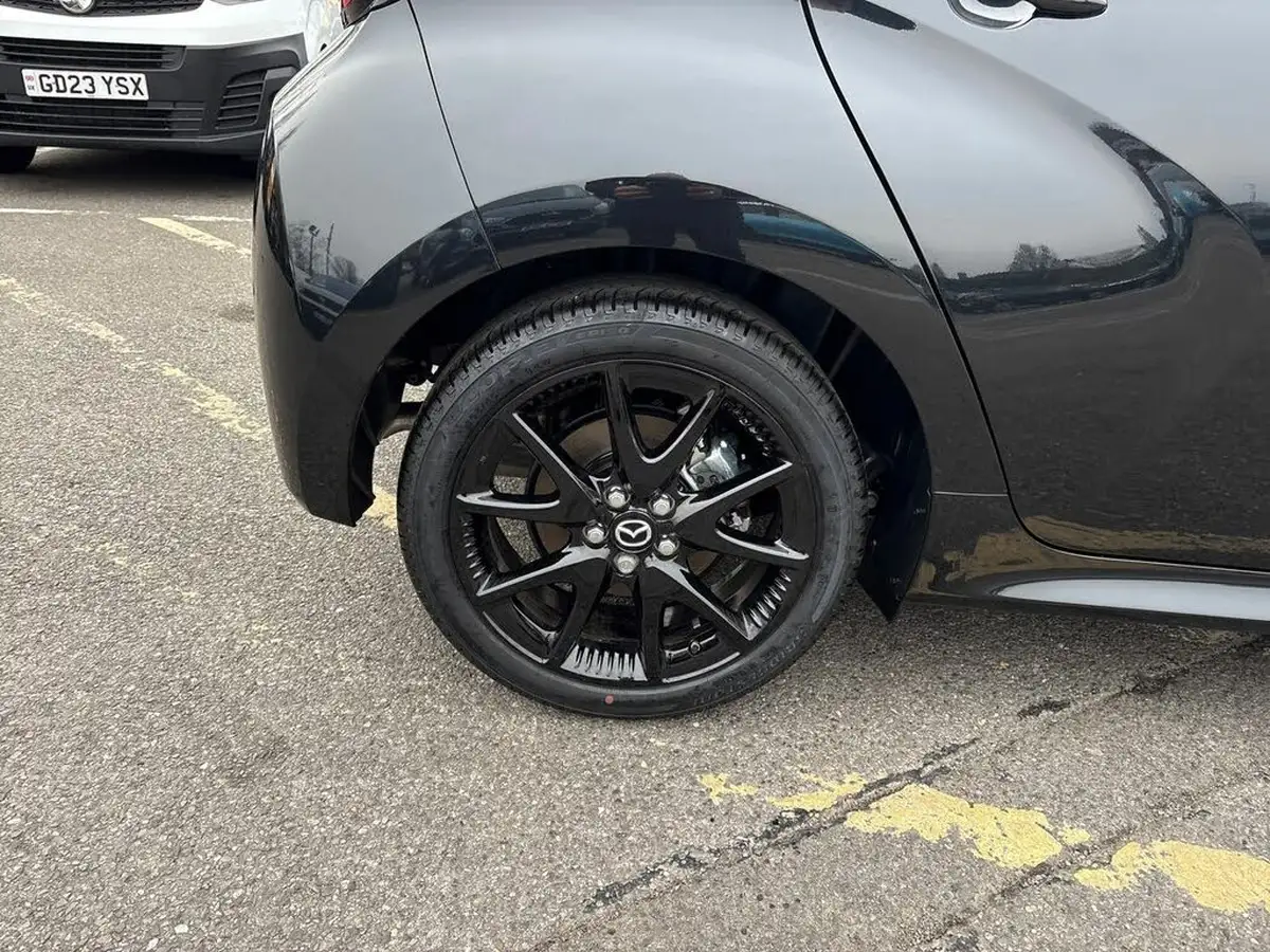 2024-mazda-mazda2-15-homura-big-25