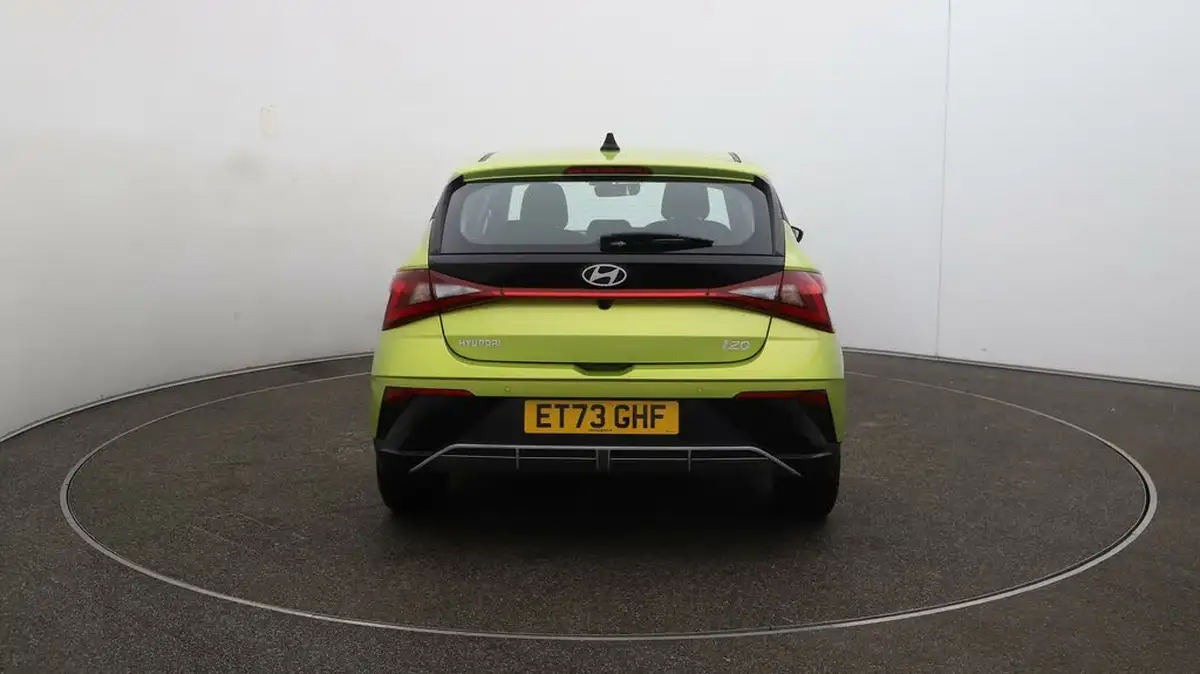 2024-hyundai-i20-10-t-gdi-advance-big-49