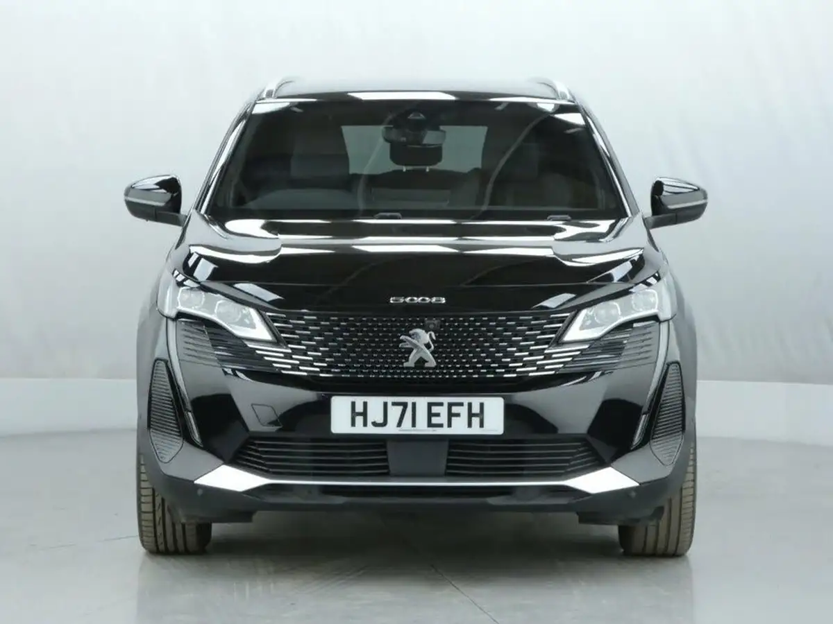 2022-peugeot-5008-suv-12-puretech-gt-premium-big-3