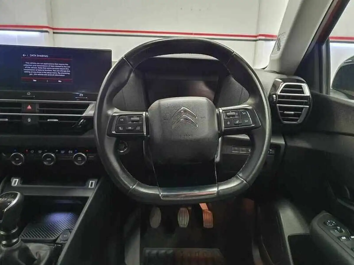 2021-citroen-c4-12-puretech-shine-130ps-big-9