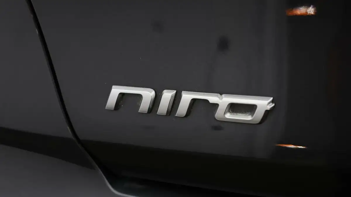 2021-kia-niro-16-gdi-2-big-20