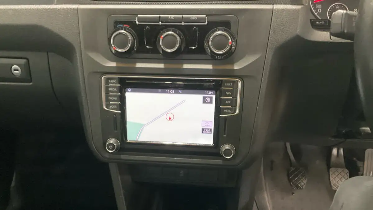 2019-volkswagen-caddy-14-tsi-c20-trendline-bmt-big-5