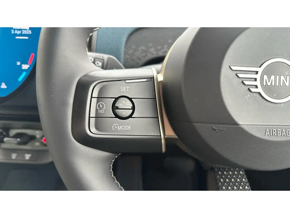 2024-mini-countryman-e-cooper-e-exclusive-big-16