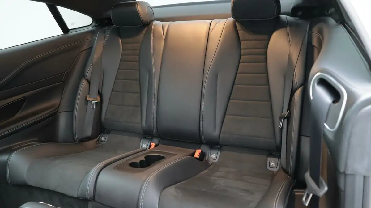2020-mercedes-benz-e-class-20-e300-amg-line-premiumss-coupe-big-16